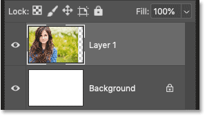 The layer still remains after deleting the layer mask in Photoshop