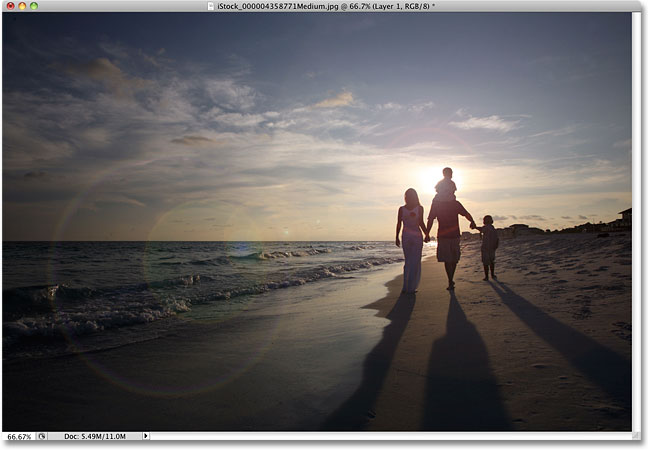 A more subtle lens flare effect in Photoshop.